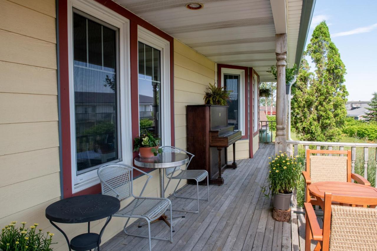 Pepperell Place Inn Inc. St. Peter's Bagian luar foto